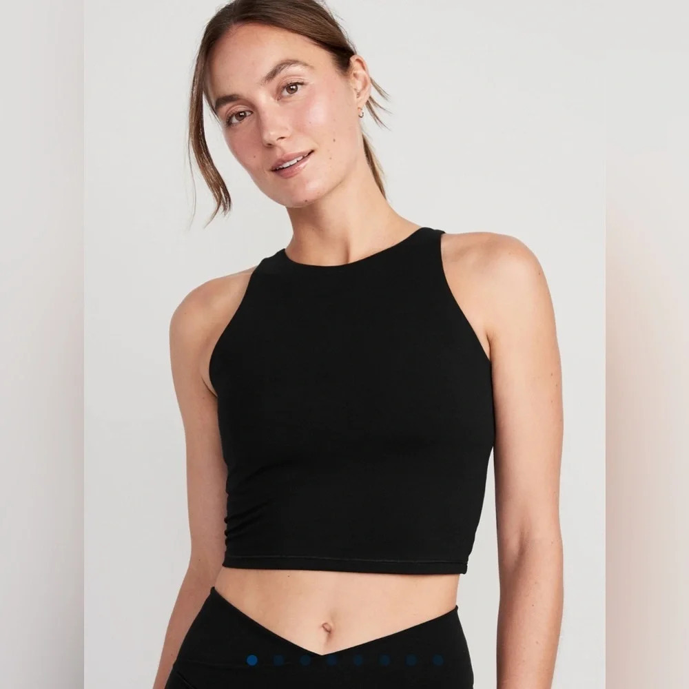 OLD NAVY PowerChill Sports Bra